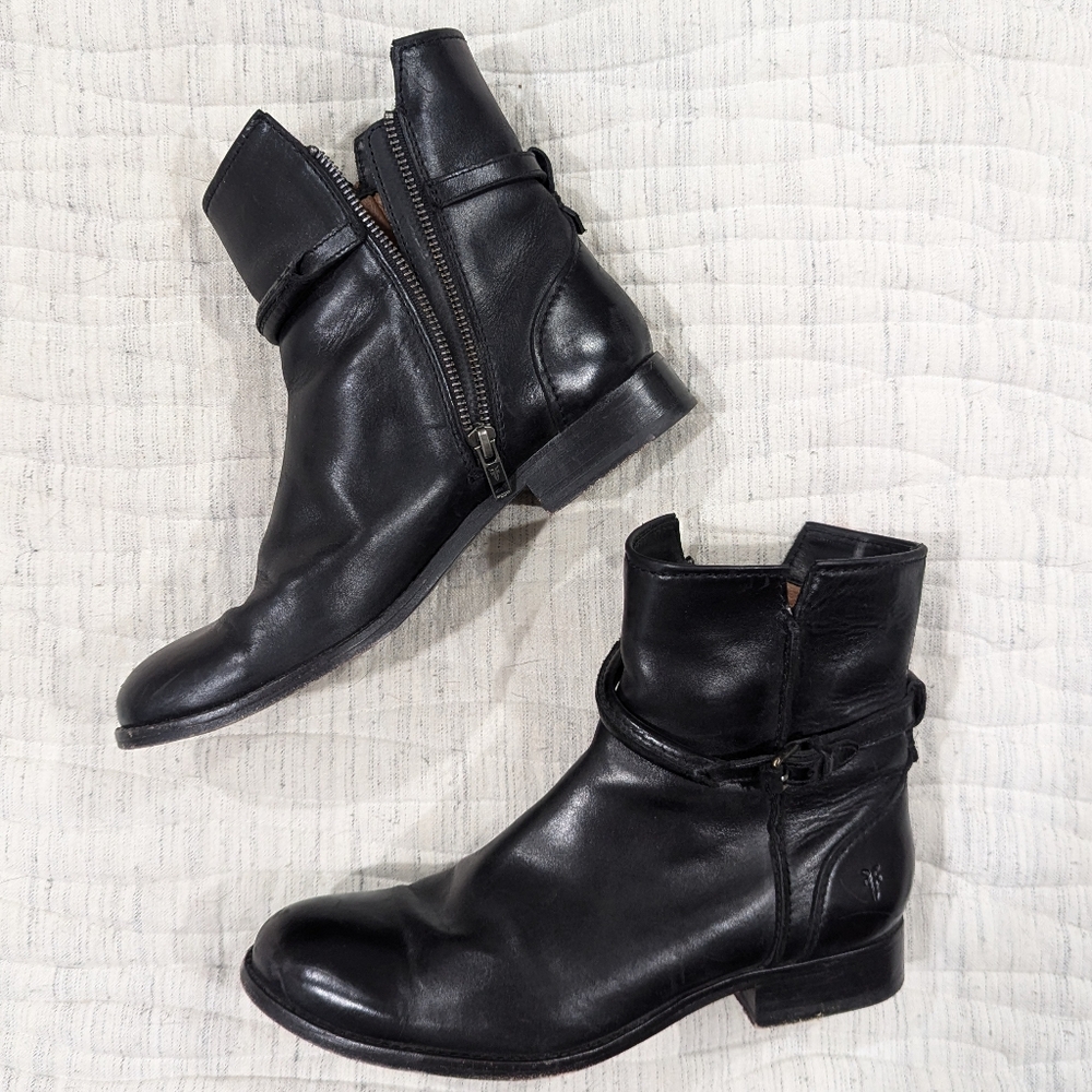 Frye Melissa Seam Short Ankle Boots